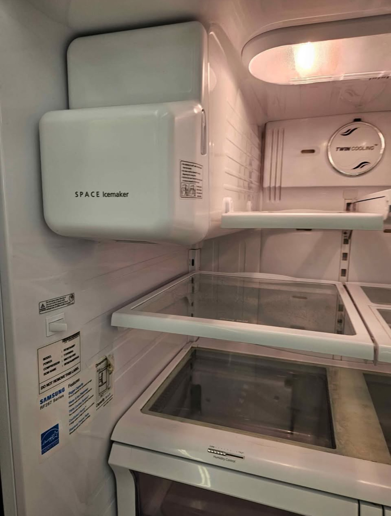 samsung 25.5 cu. ft. french door, freestanding refrigerator with a width of 35.8 inches and a height of 69.75 inches