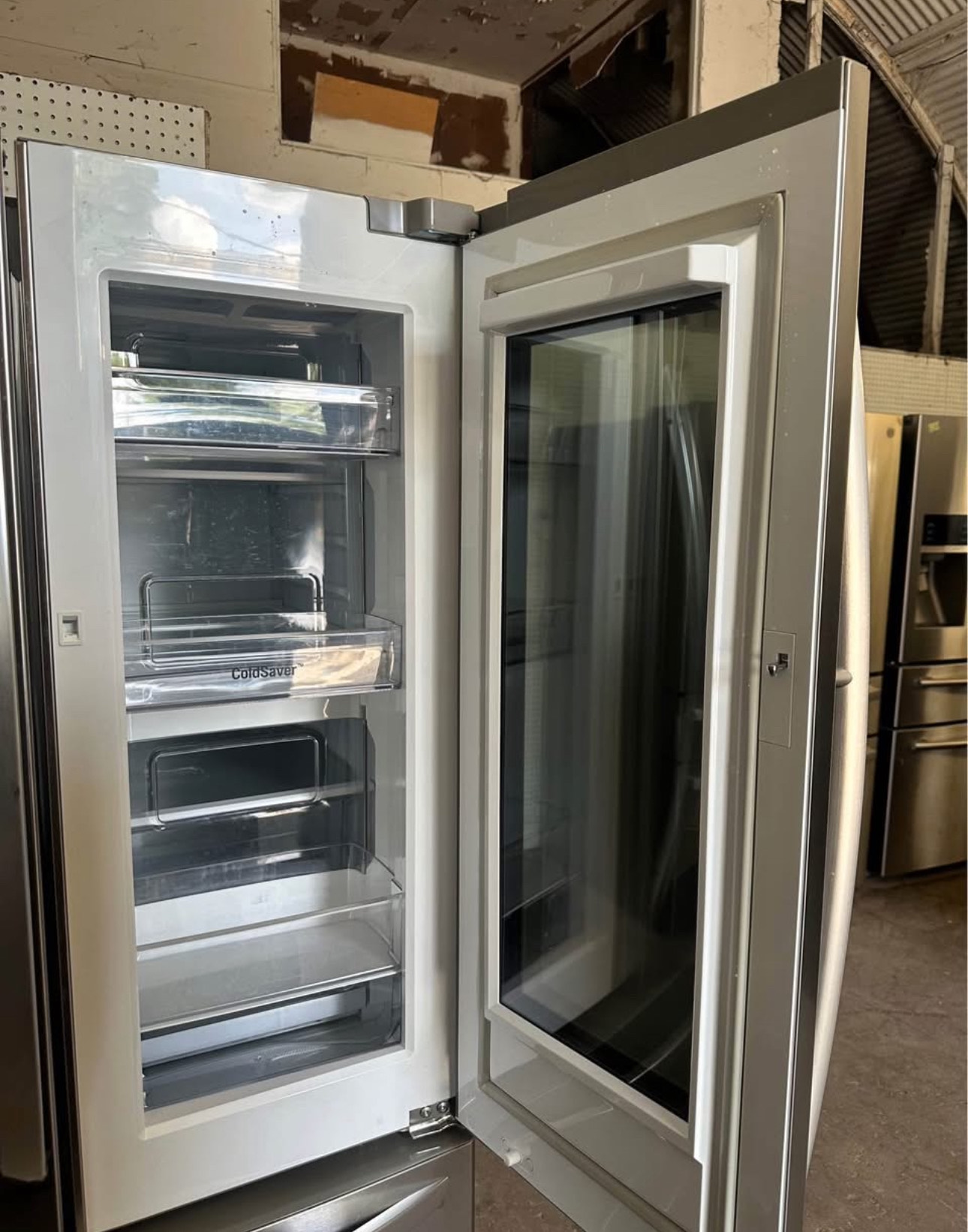 lg 36 inch, 27.8 cu. ft., french 4 door smart refrigerator featuring an instaview® door in door® panel, an integrated ice and water dispenser, and wi fi connectivity.