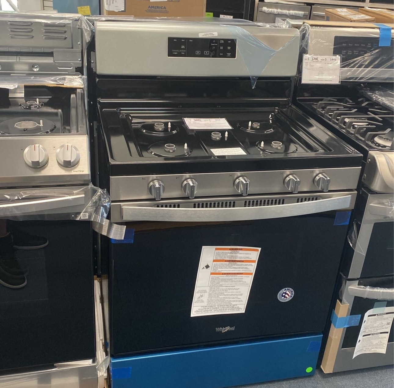 whirlpool 30 inch freestanding gas range with a 5.1 cu. ft. capacity, five sealed burners, and a broiler drawer. whirlpool 30 inch freestanding gas range with a 5.1 cu. ft. capacity, five sealed burners, and a broiler drawer.
